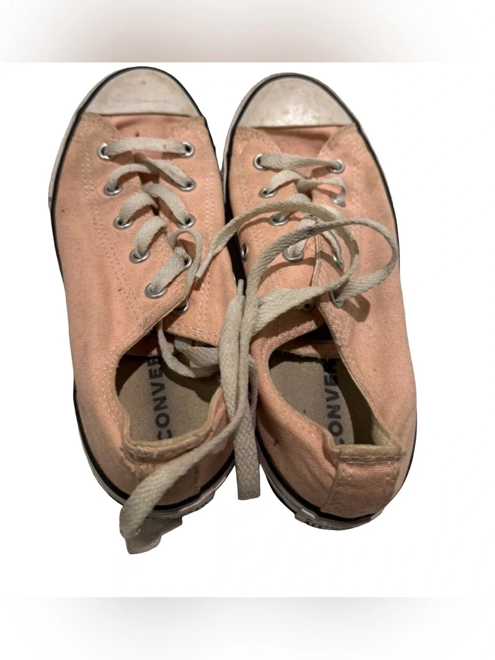 Converse Low Top Canvas Sneakers - Pink